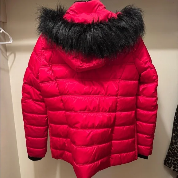 Nautica Womens Vibrant Red Puffer Coat with Faux Fur Trim - Picture 4 of 4